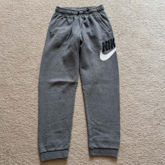 Nike sweatpants, size: XL - Picture 1 of 3